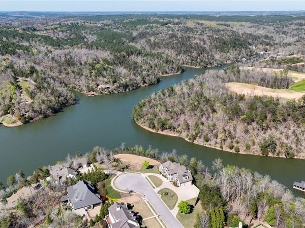 10301 Lake Side Drive, Tuscaloosa, AL 35406