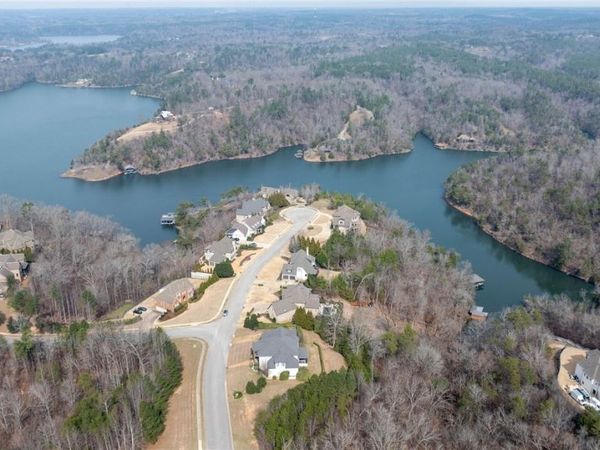 10301 Lake Side Drive, Tuscaloosa, AL 35406