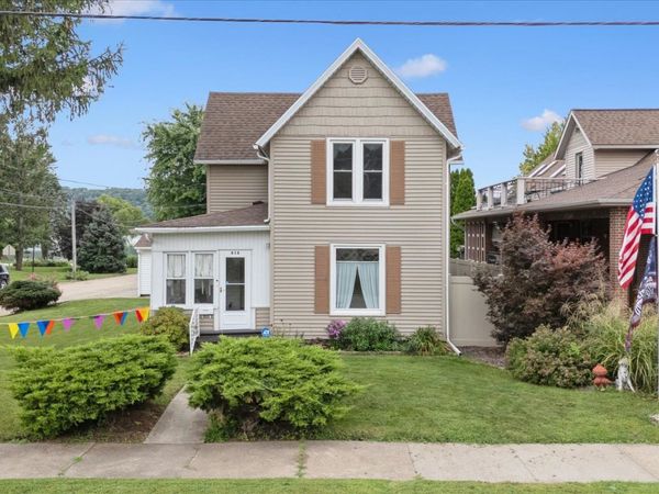 616 Elk Street, Sabula, IA 52070