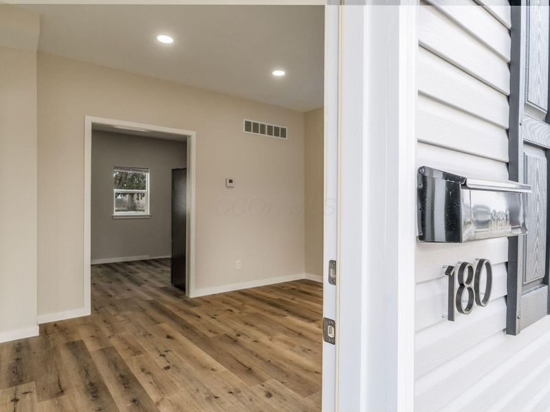 180 Nicholas Drive , Circleville, OH 43113 Photo 4