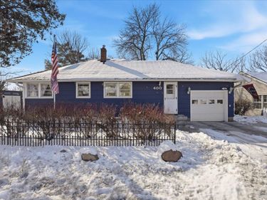 400 Mill Street, Excelsior, MN 55331