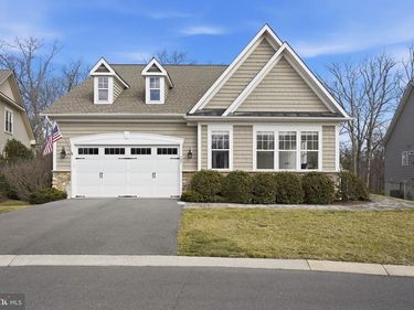 105 TURNSTONE LANE, LAKE FREDERICK, VA 22630