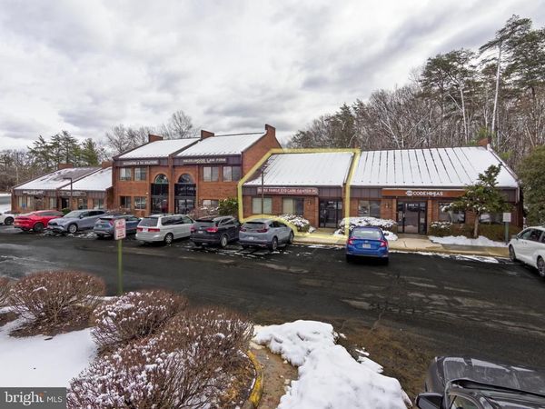 9247 OLD KEENE MILL ROAD , Unit 5, BURKE, VA 22015