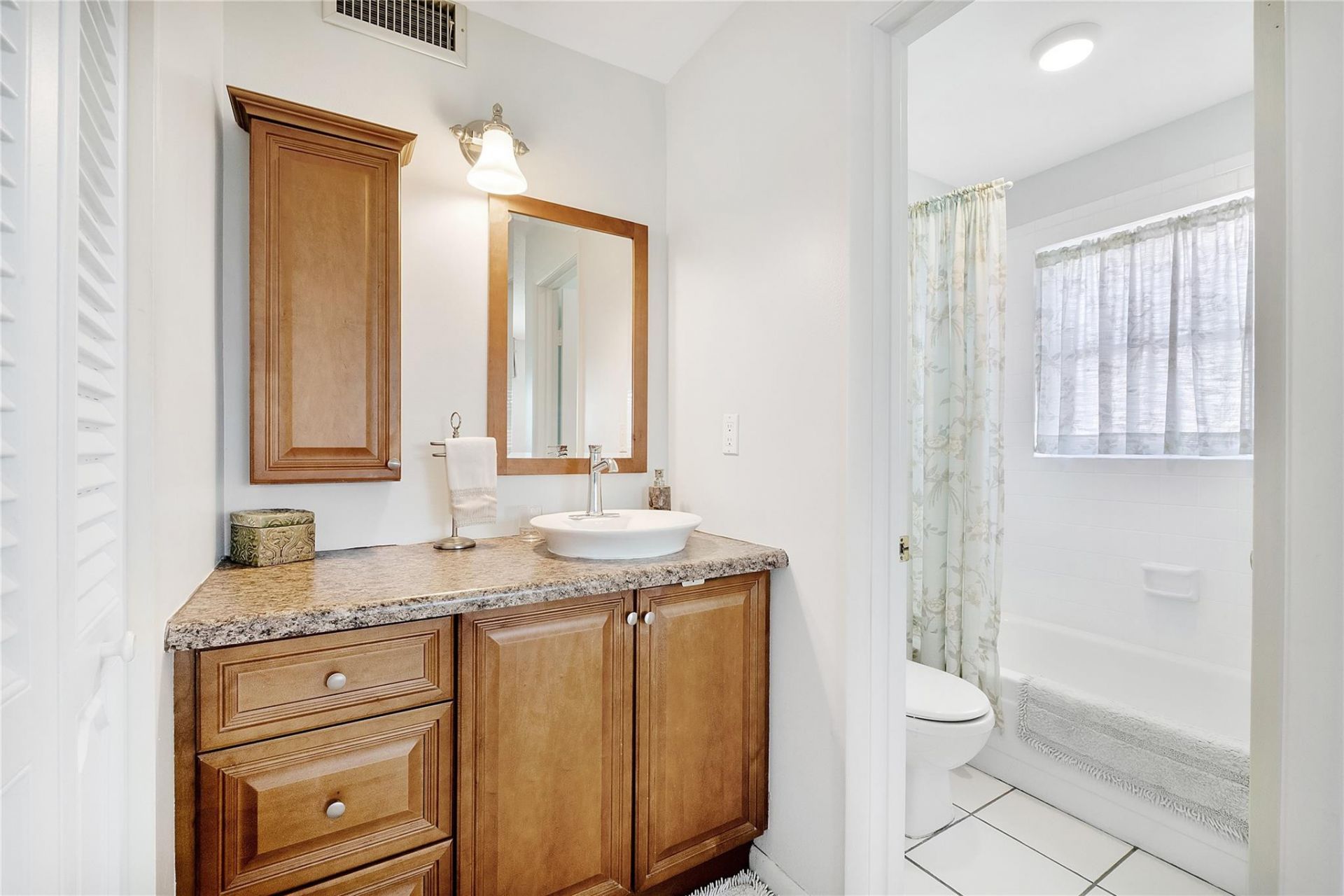 7787 Golf Circle Drive, Unit 312, Margate, FL 33063 Photo