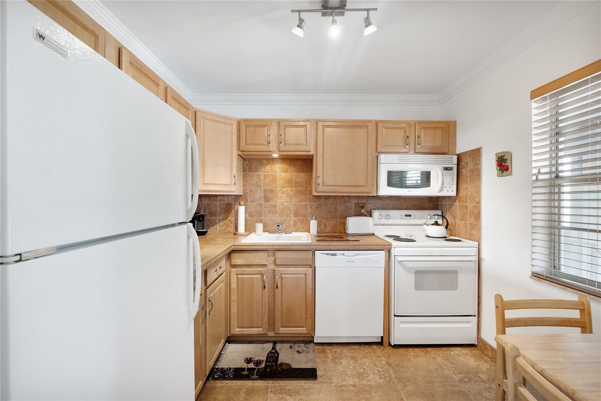 7787 Golf Circle Drive, Unit 312, Margate, FL 33063 Photo