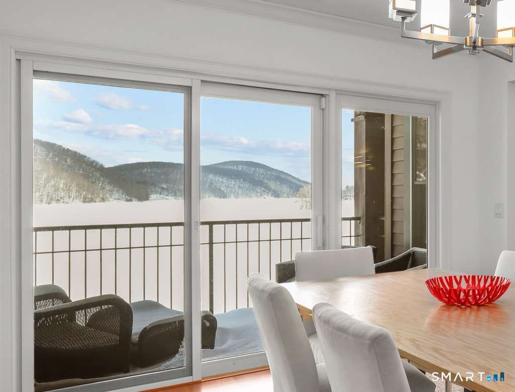 16 Hayestown, Unit D303, Danbury, CT 06811 Main Photo