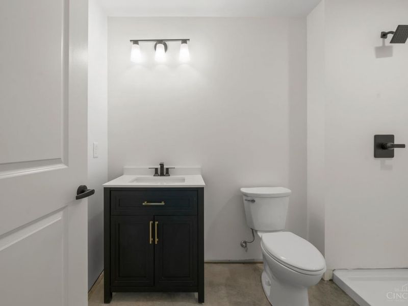 4477 Thirty Fourth Avenue, Unit 27, Cincinnati, OH 45209 Photo 2
