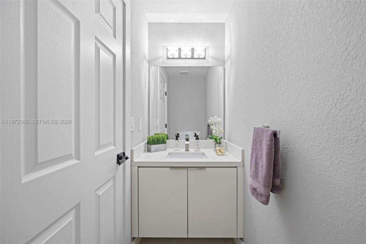 1242 Terrystone Ct, Weston, FL 33326 Photo