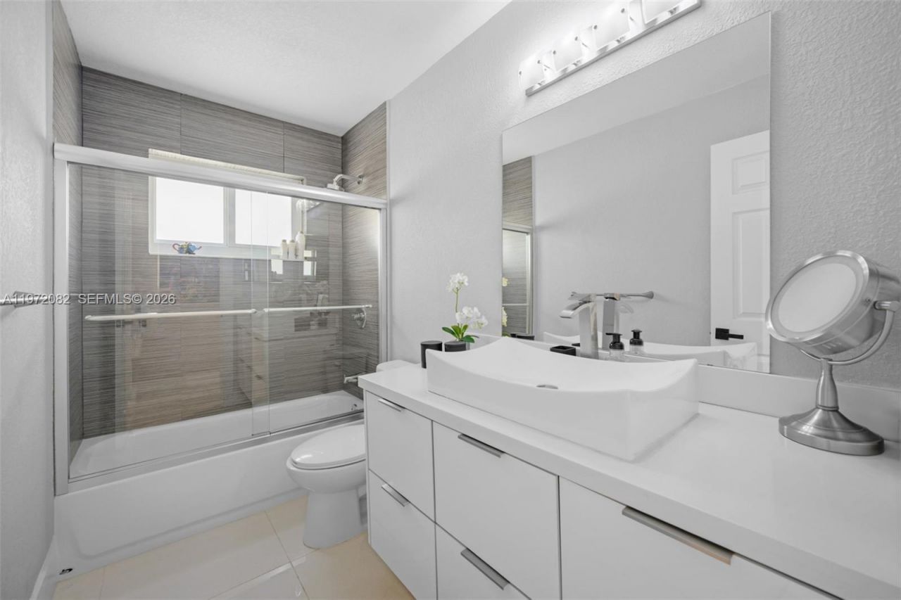 1242 Terrystone Ct, Weston, FL 33326 Photo