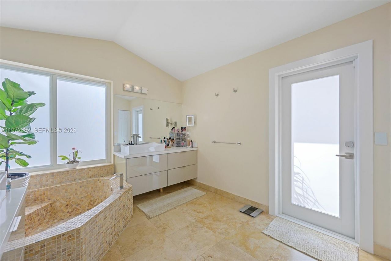 1242 Terrystone Ct, Weston, FL 33326 Photo