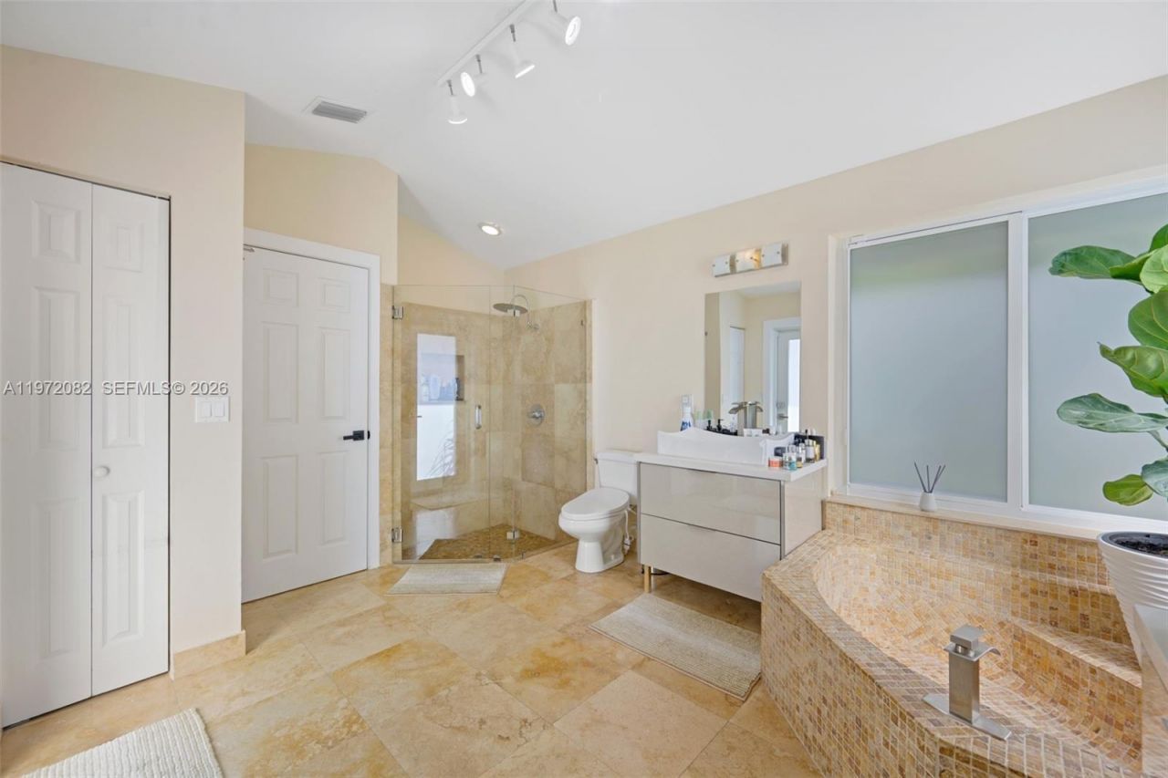 1242 Terrystone Ct, Weston, FL 33326 Photo