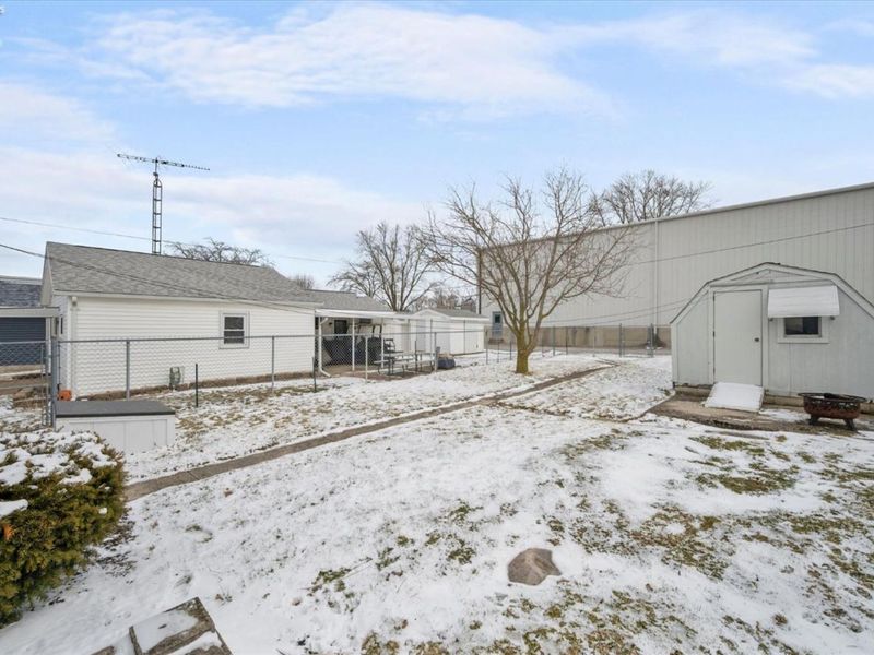 385 Hidden Beach Road, Marblehead, OH 43440 Photo 17