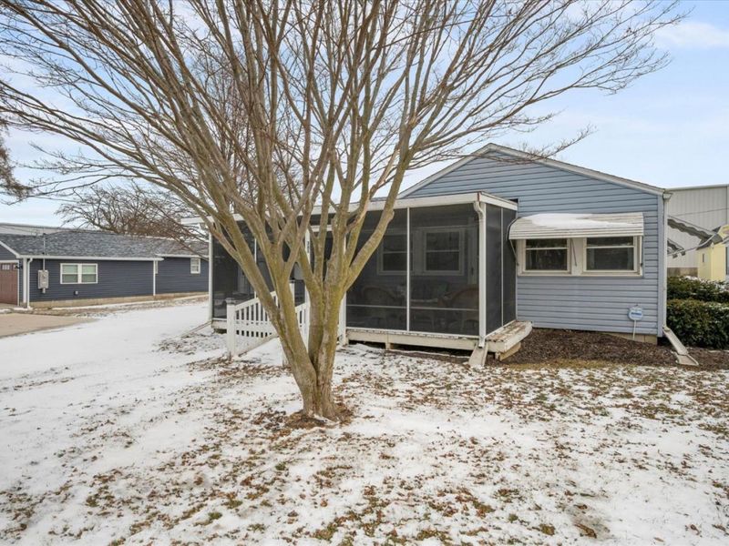 385 Hidden Beach Road, Marblehead, OH 43440 Photo 4