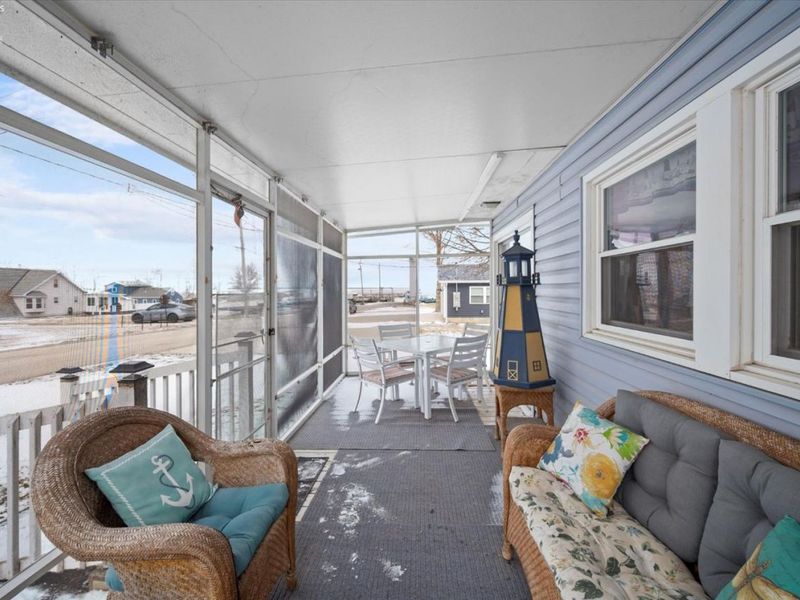 385 Hidden Beach Road, Marblehead, OH 43440 Photo 5