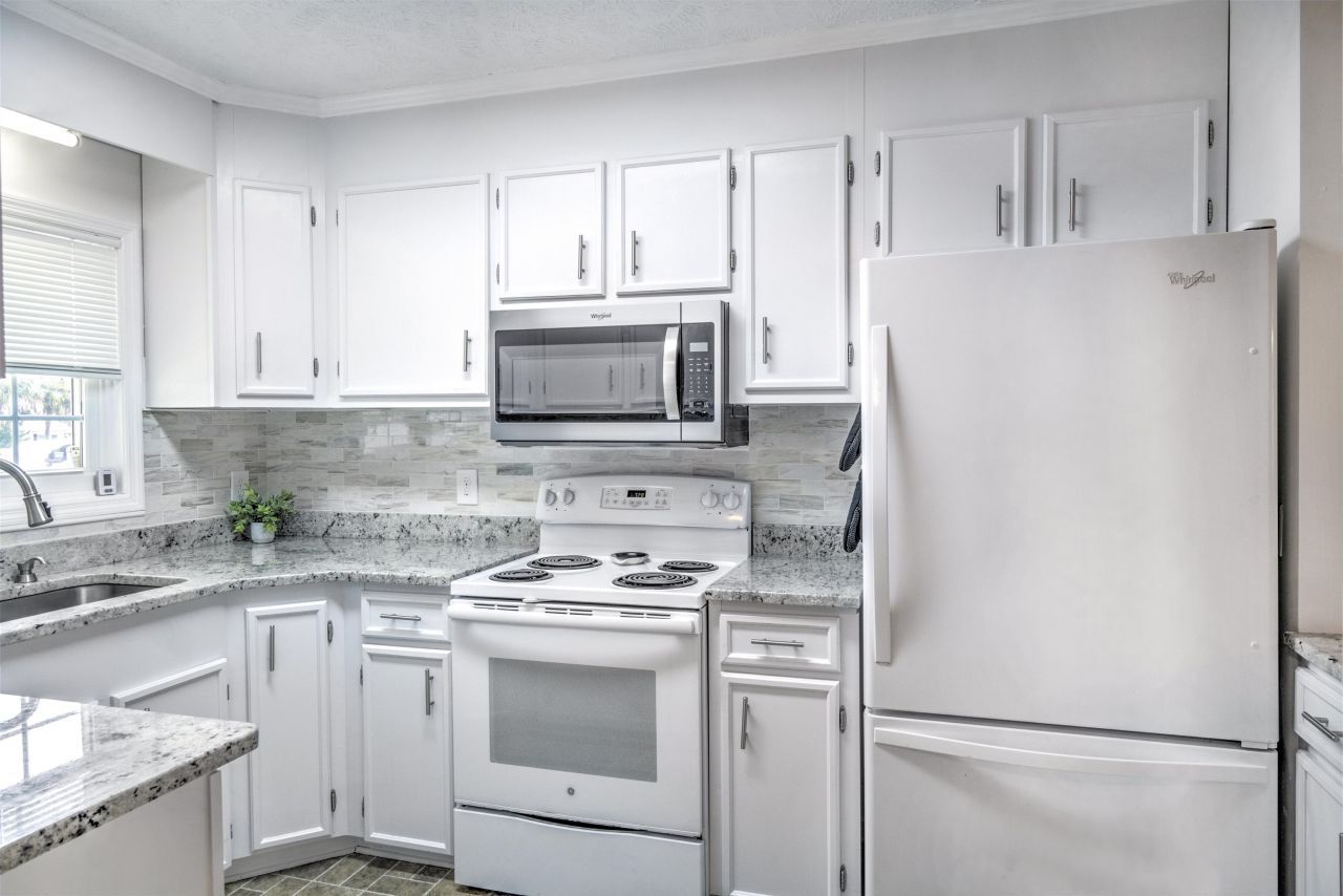 411 31st Ave. N Photo 9