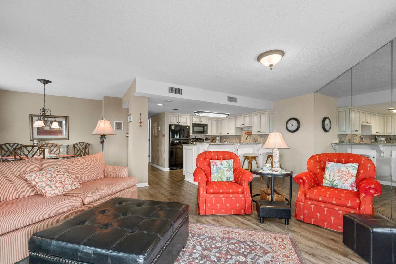 310 73rd Ave. N  Photo 13