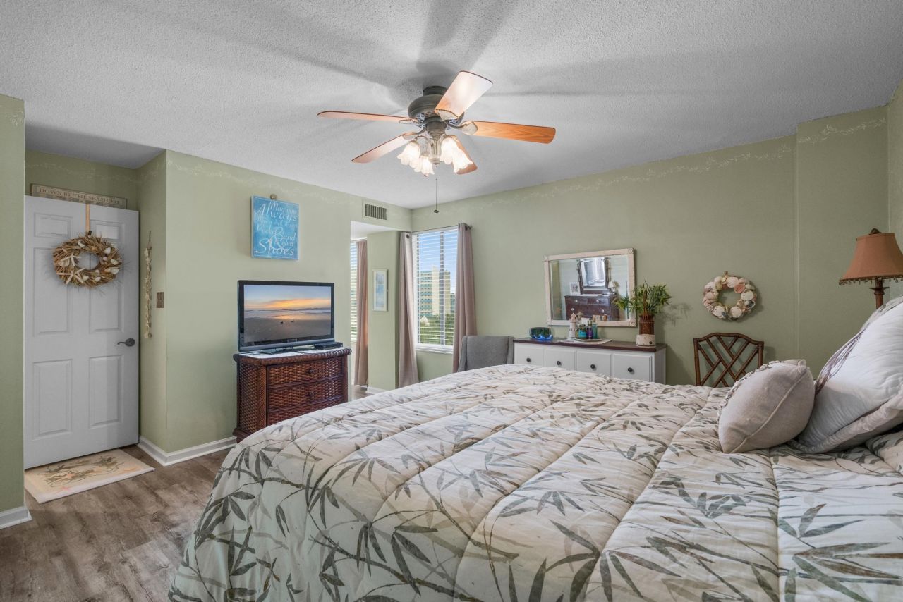 310 73rd Ave. N  Photo 22