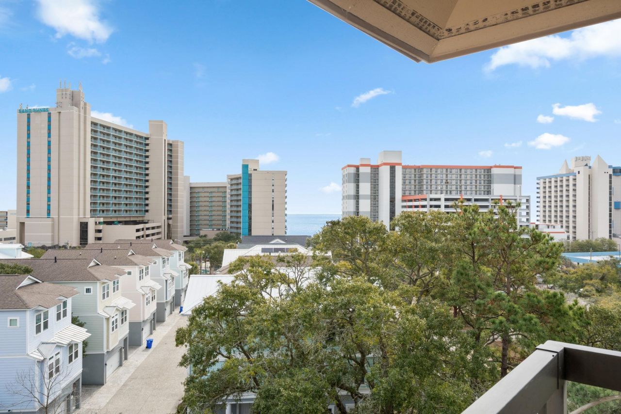 310 73rd Ave. N  Photo 25