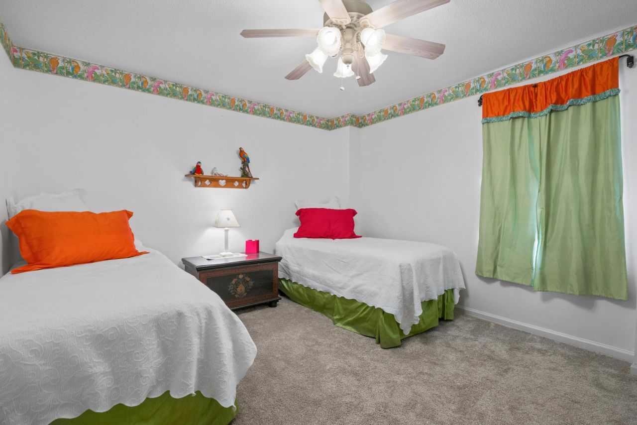 310 73rd Ave. N  Photo 28