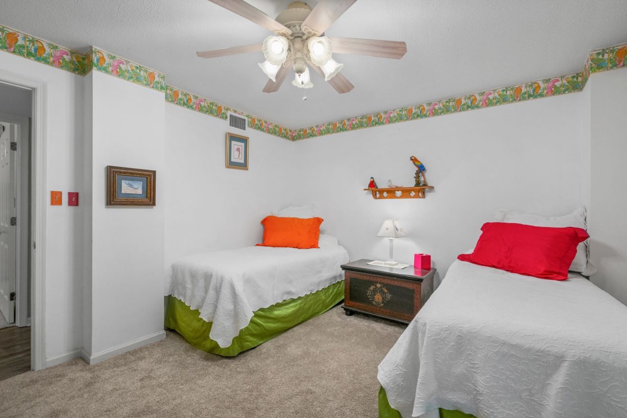 310 73rd Ave. N  Photo 29