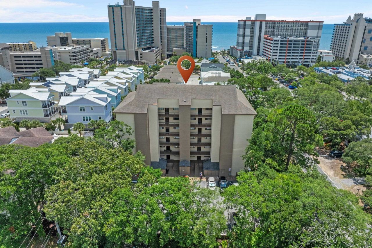 310 73rd Ave. N  Photo 5