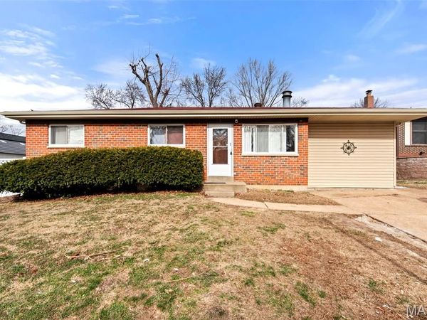 3 Petersburg Court, Arnold, MO 63010