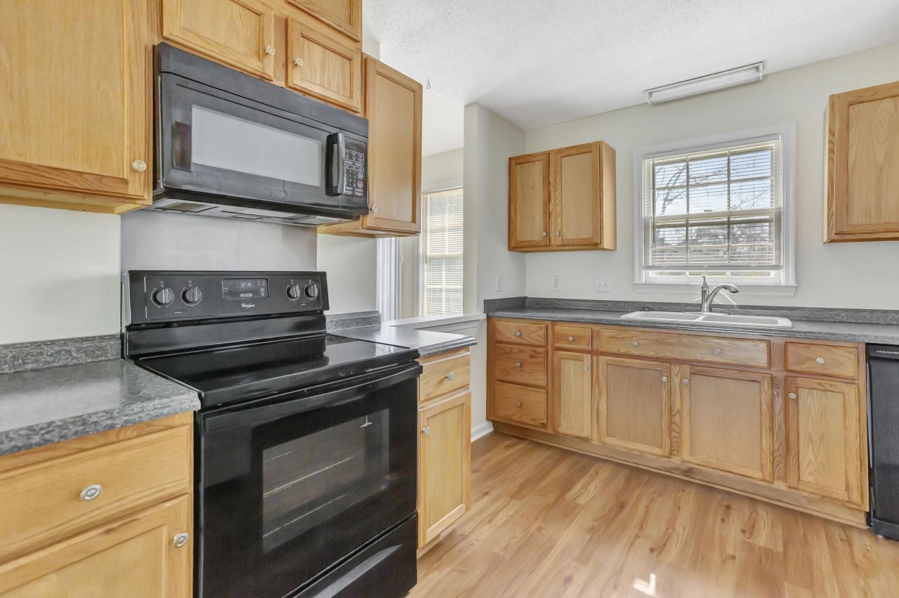 404 Marquette Lane Photo 13