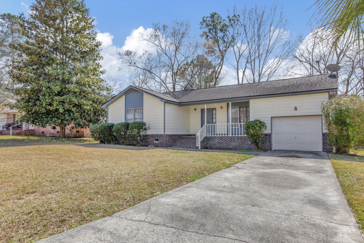 404 Marquette Lane Photo 17