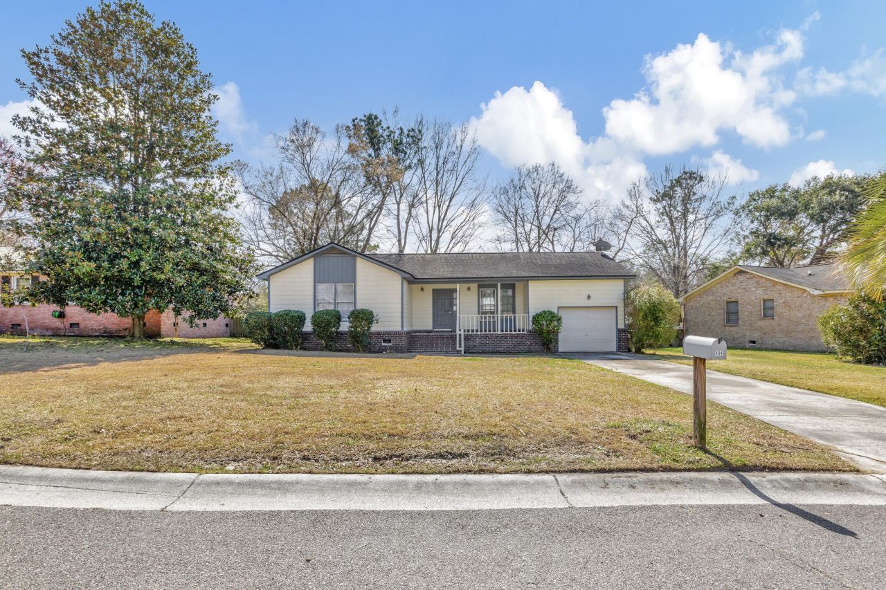 404 Marquette Lane Photo 18