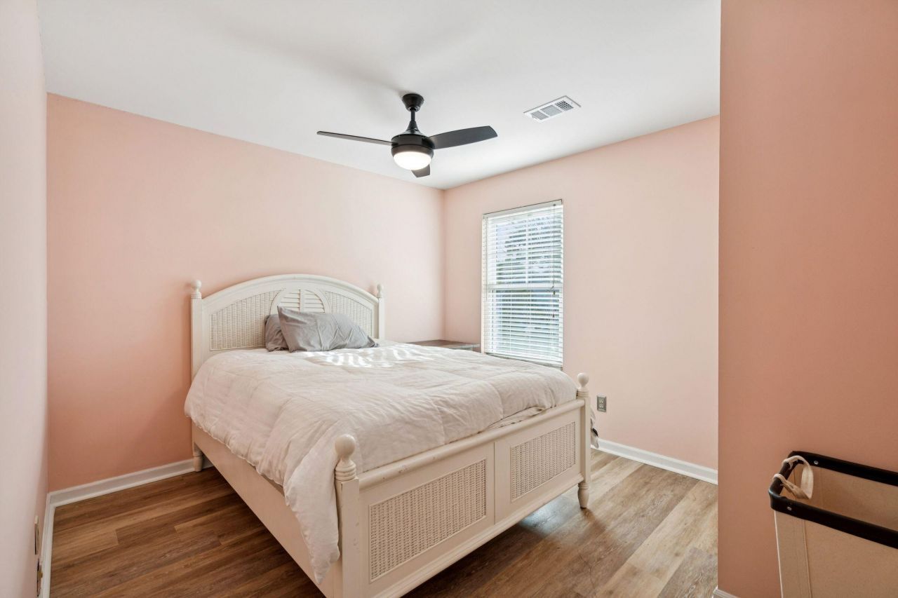 1427 Diamond Boulevard Photo 36