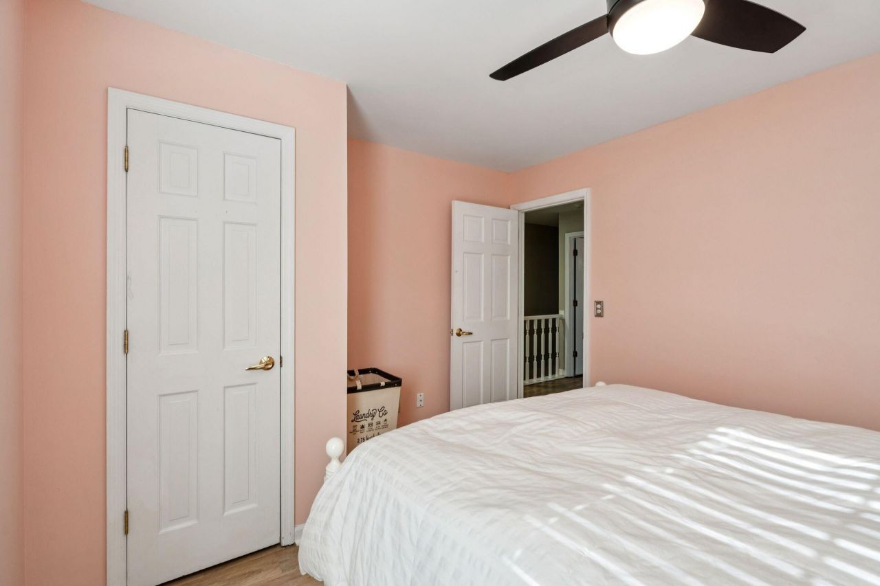 1427 Diamond Boulevard Photo 37