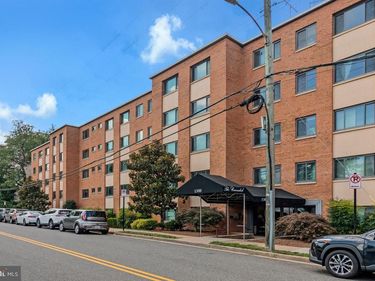 1300 S ARLINGTON RIDGE ROAD, Unit 718, ARLINGTON, VA 22202