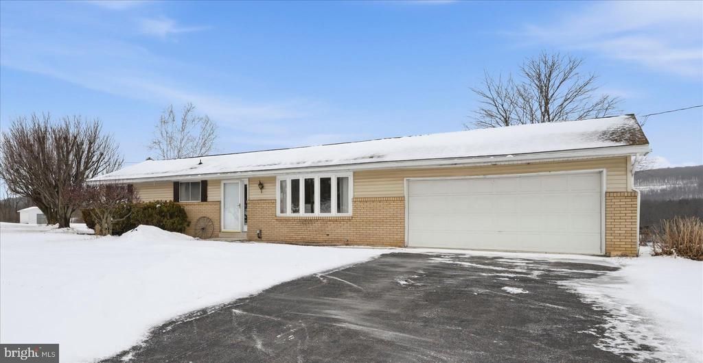 143 Mill Drive, Tamaqua, PA 18252 Main Photo