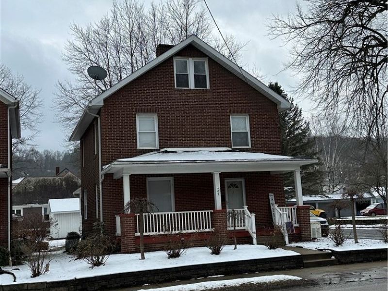 402 E Lincoln Way, Lisbon, OH 44432 Photo 2