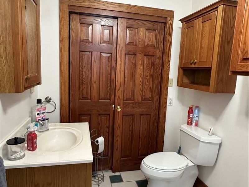 402 E Lincoln Way, Lisbon, OH 44432 Photo 9