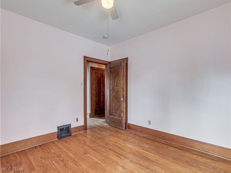 1732 Broad Boulevard, Cuyahoga Falls, OH 44223 Photo 12