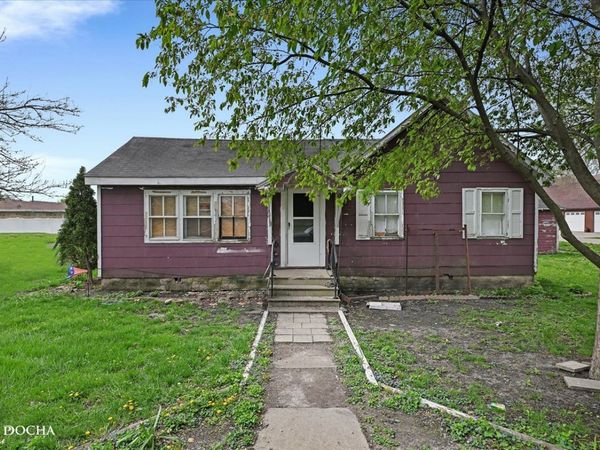 302 E Wilmington Street, Gardner, IL 60424