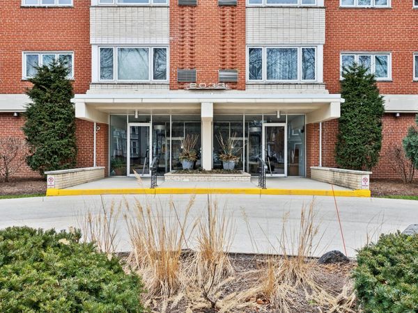 2033 Sherman Avenue, Unit 504, Evanston, IL 60201