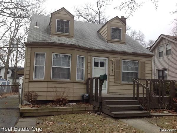 1127 Hoffman Avenue, Royal Oak, MI 48067