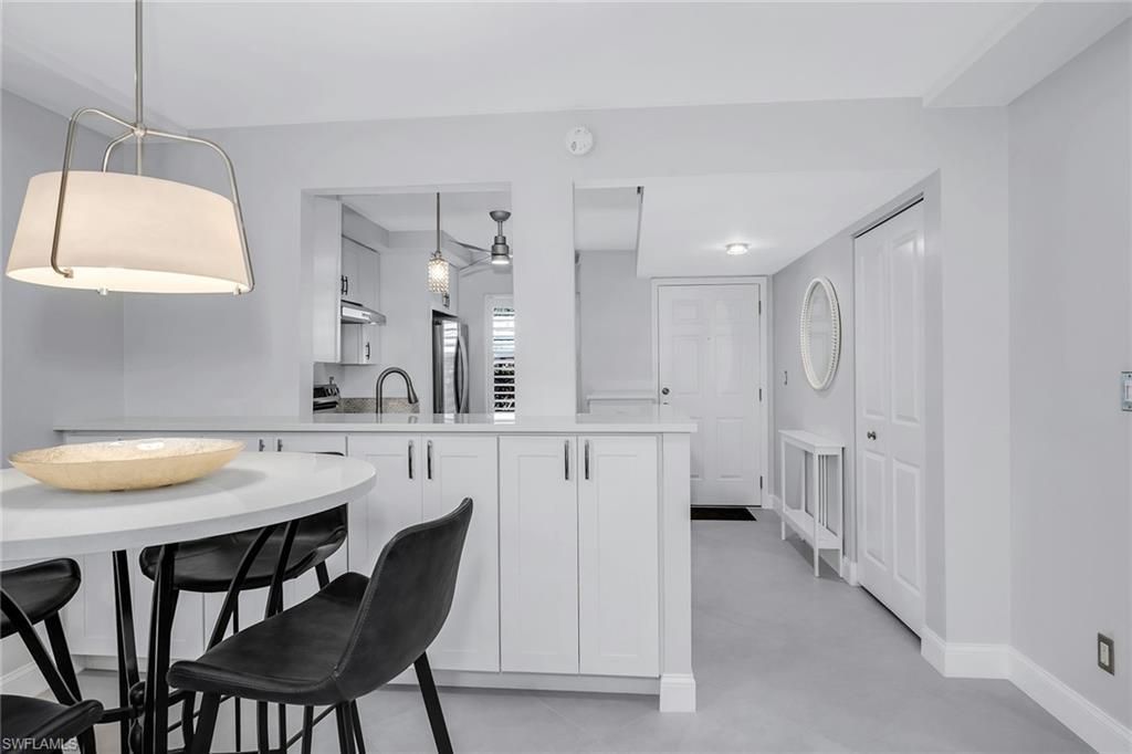 3055 Riviera Dr, Unit 102, Naples, FL 34103 Photo