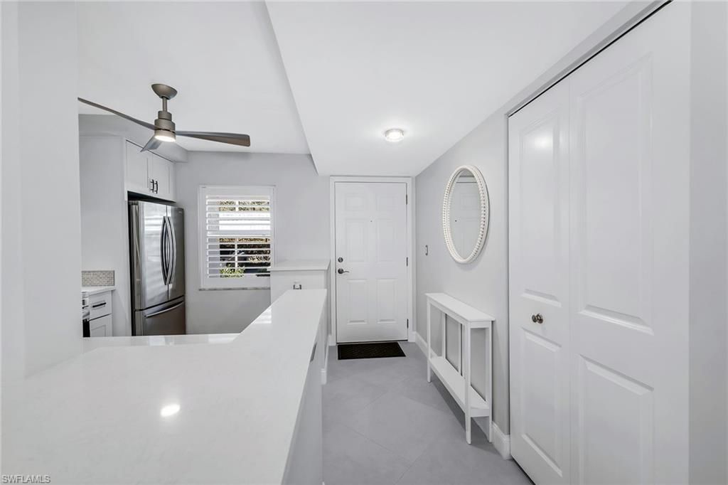 3055 Riviera Dr, Unit 102, Naples, FL 34103 Photo