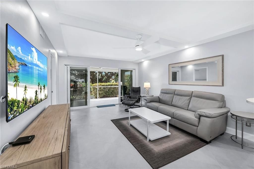 3055 Riviera Dr, Unit 102, Naples, FL 34103 Photo