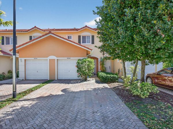 8204 Santa Monica Ave, Unit 8204, Tamarac, FL 33321