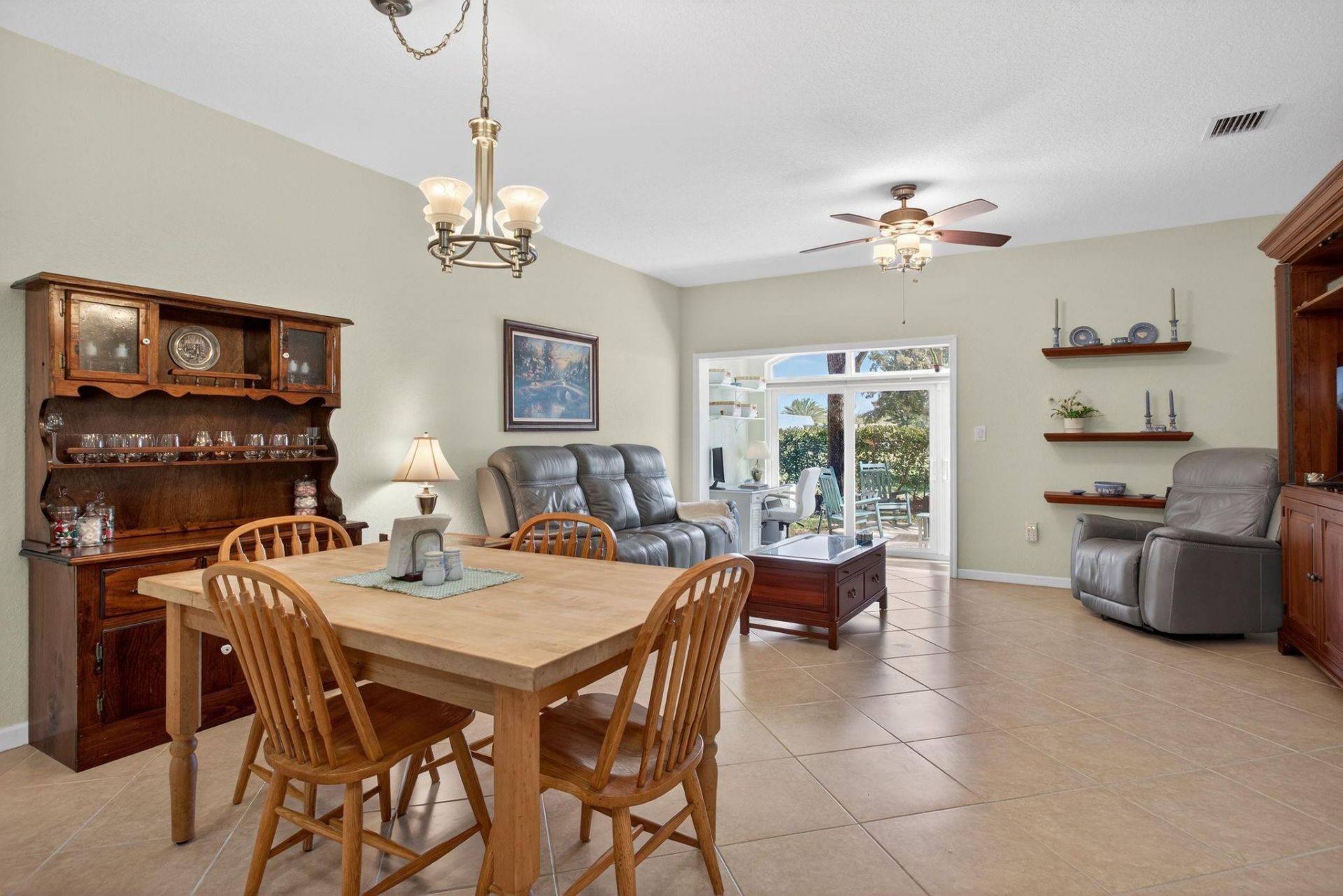 8204 Santa Monica Avenue, Unit 8204, Tamarac, FL 33321 Photo