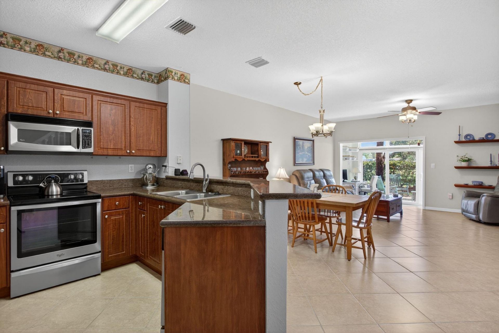 8204 Santa Monica Avenue, Unit 8204, Tamarac, FL 33321 Photo