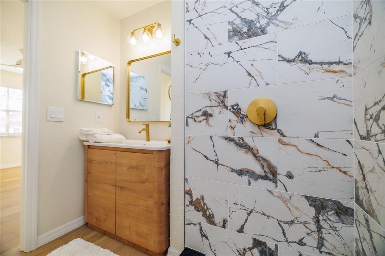 6922 Woodlake Drive, Unit 103, Orlando, FL 32810 Photo