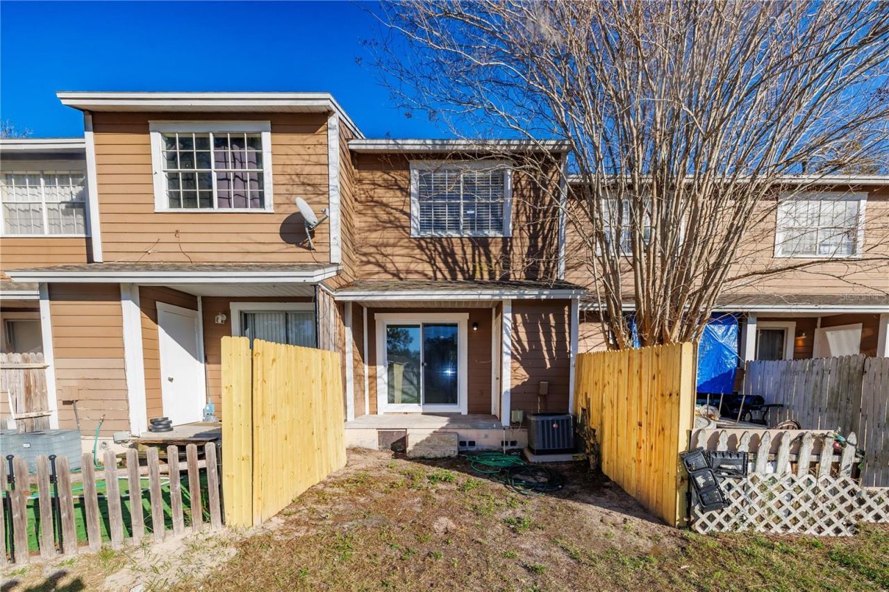 6922 Woodlake Drive, Unit 103, Orlando, FL 32810 Photo