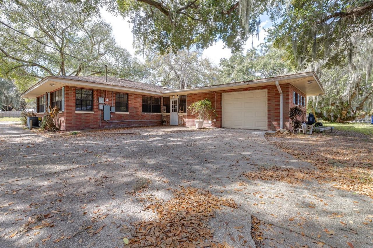 319 Granada Road, Auburndale, FL 33823 Photo