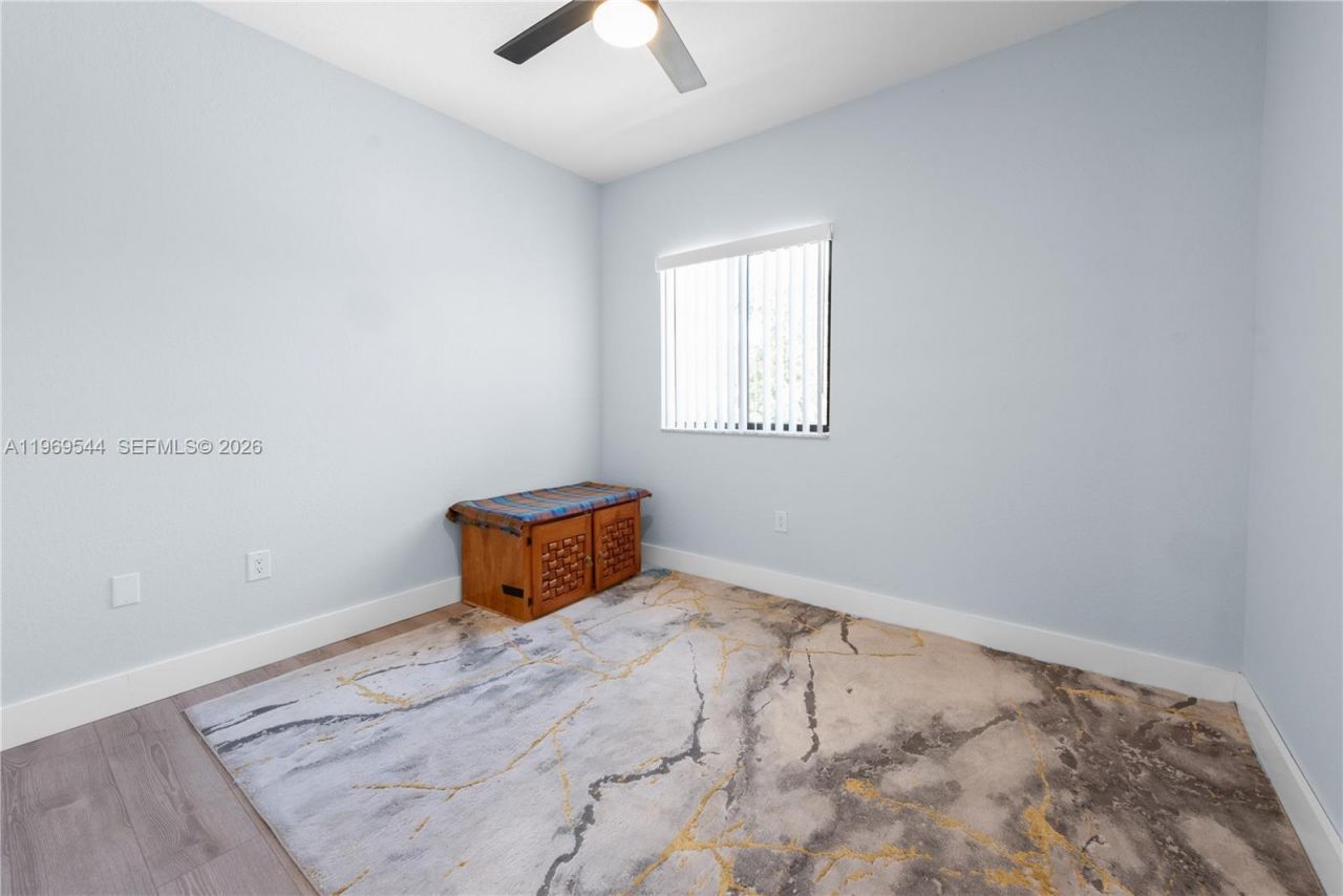 972 NE 36th Ave, Homestead, FL 33033 Photo