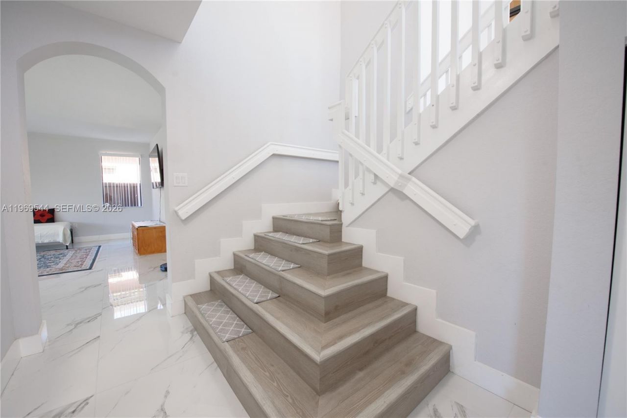 972 NE 36th Ave, Homestead, FL 33033 Photo